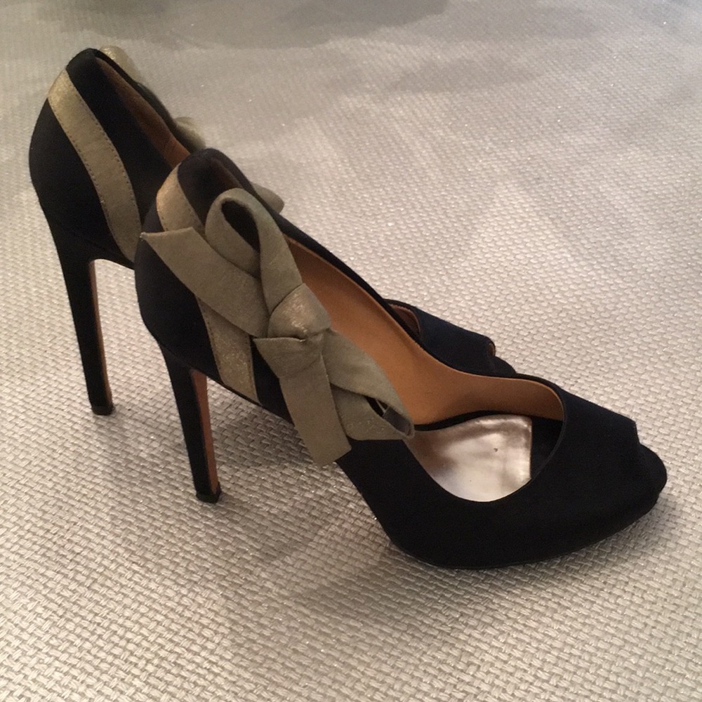 Badgley Mischka high heels size 6
